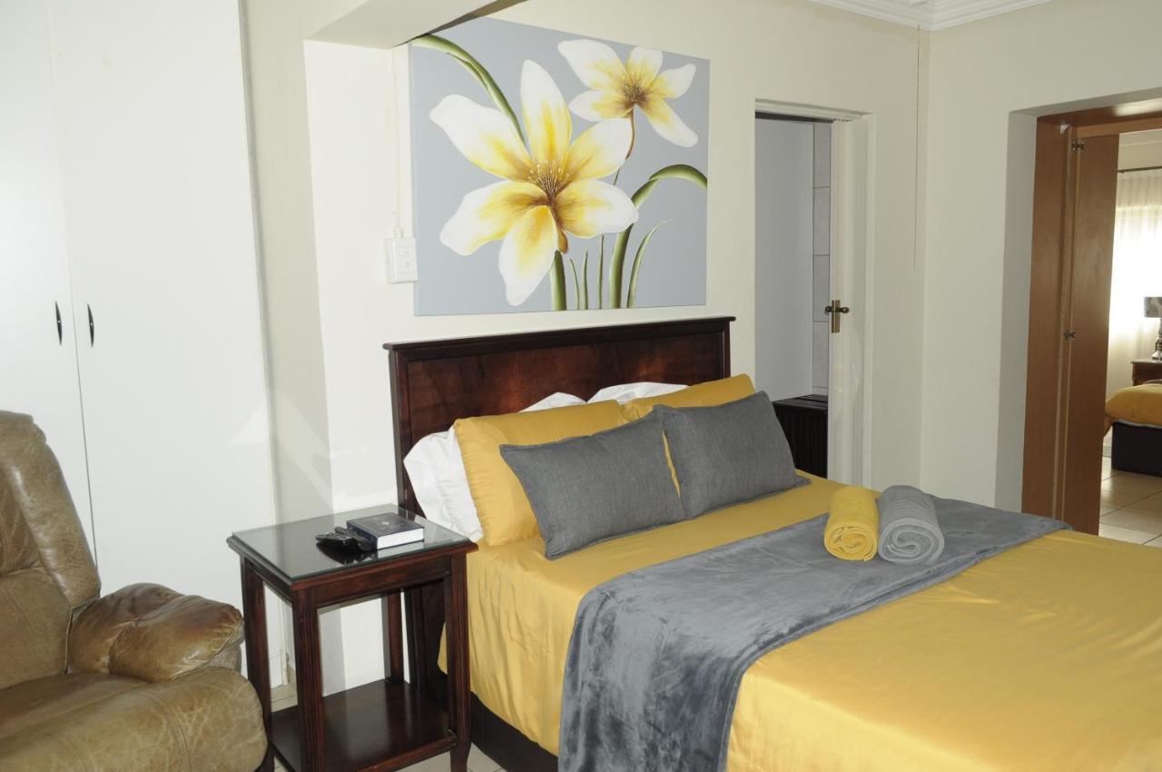 @Home Guest House Ράστενμπεργκ Εξωτερικό φωτογραφία