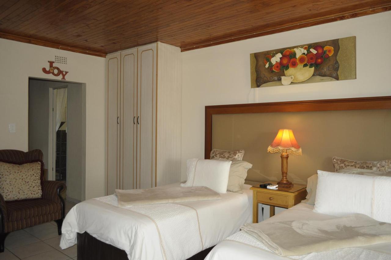 @Home Guest House Ράστενμπεργκ Εξωτερικό φωτογραφία