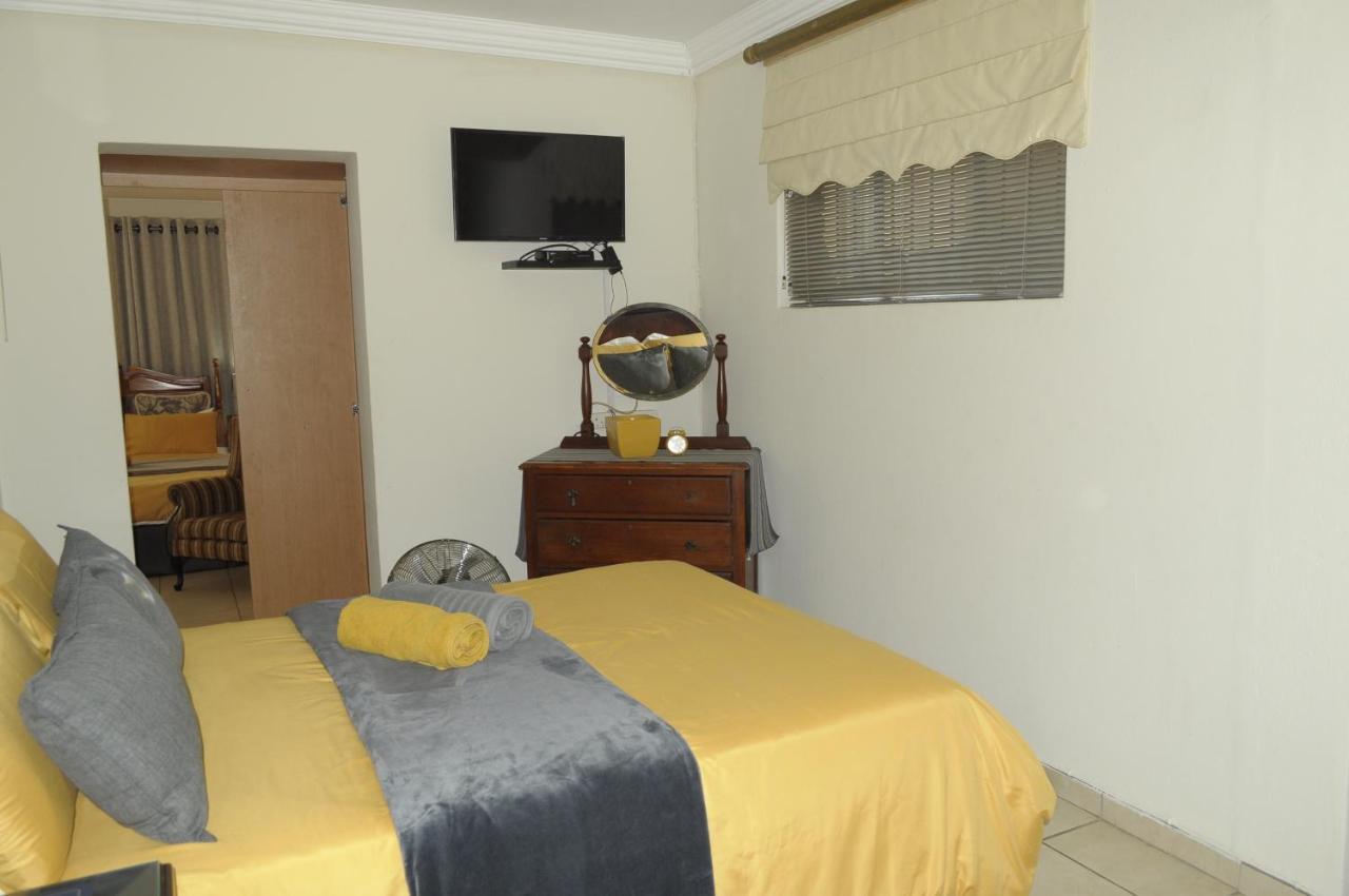 @Home Guest House Ράστενμπεργκ Εξωτερικό φωτογραφία
