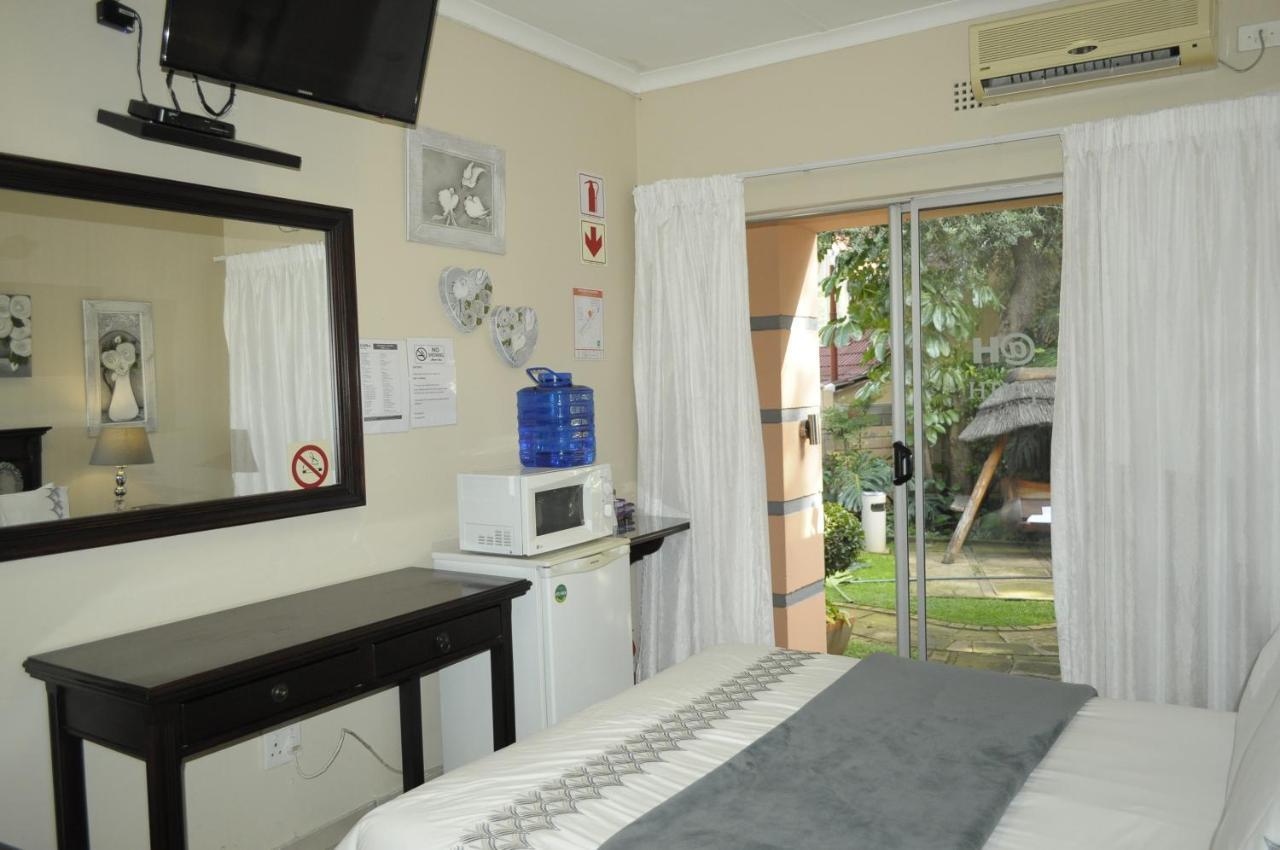 @Home Guest House Ράστενμπεργκ Εξωτερικό φωτογραφία