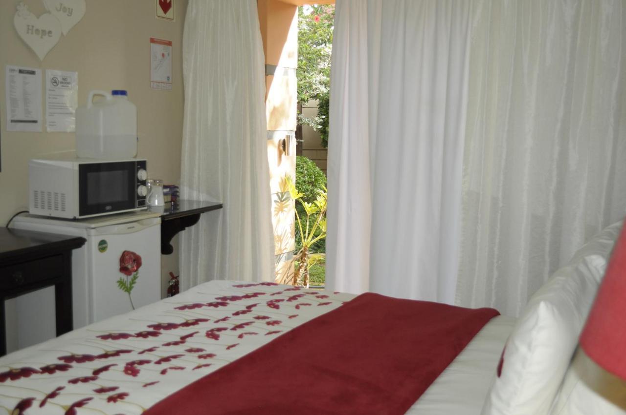 @Home Guest House Ράστενμπεργκ Εξωτερικό φωτογραφία