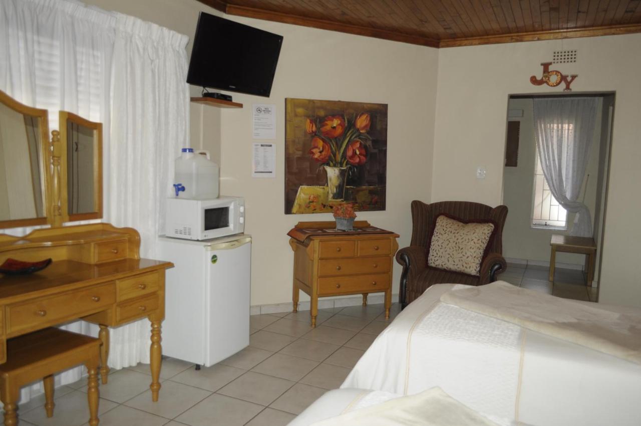 @Home Guest House Ράστενμπεργκ Εξωτερικό φωτογραφία