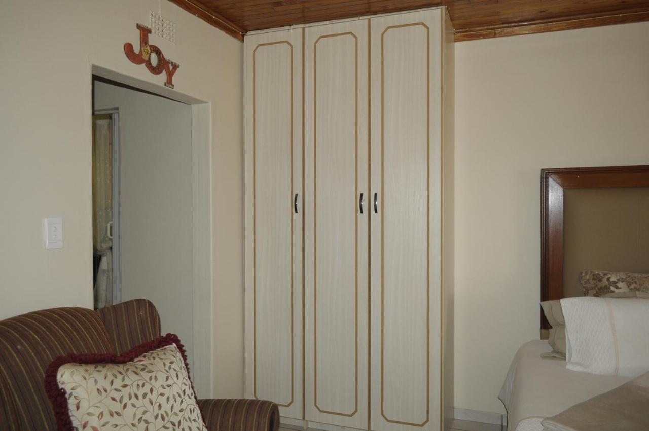 @Home Guest House Ράστενμπεργκ Εξωτερικό φωτογραφία